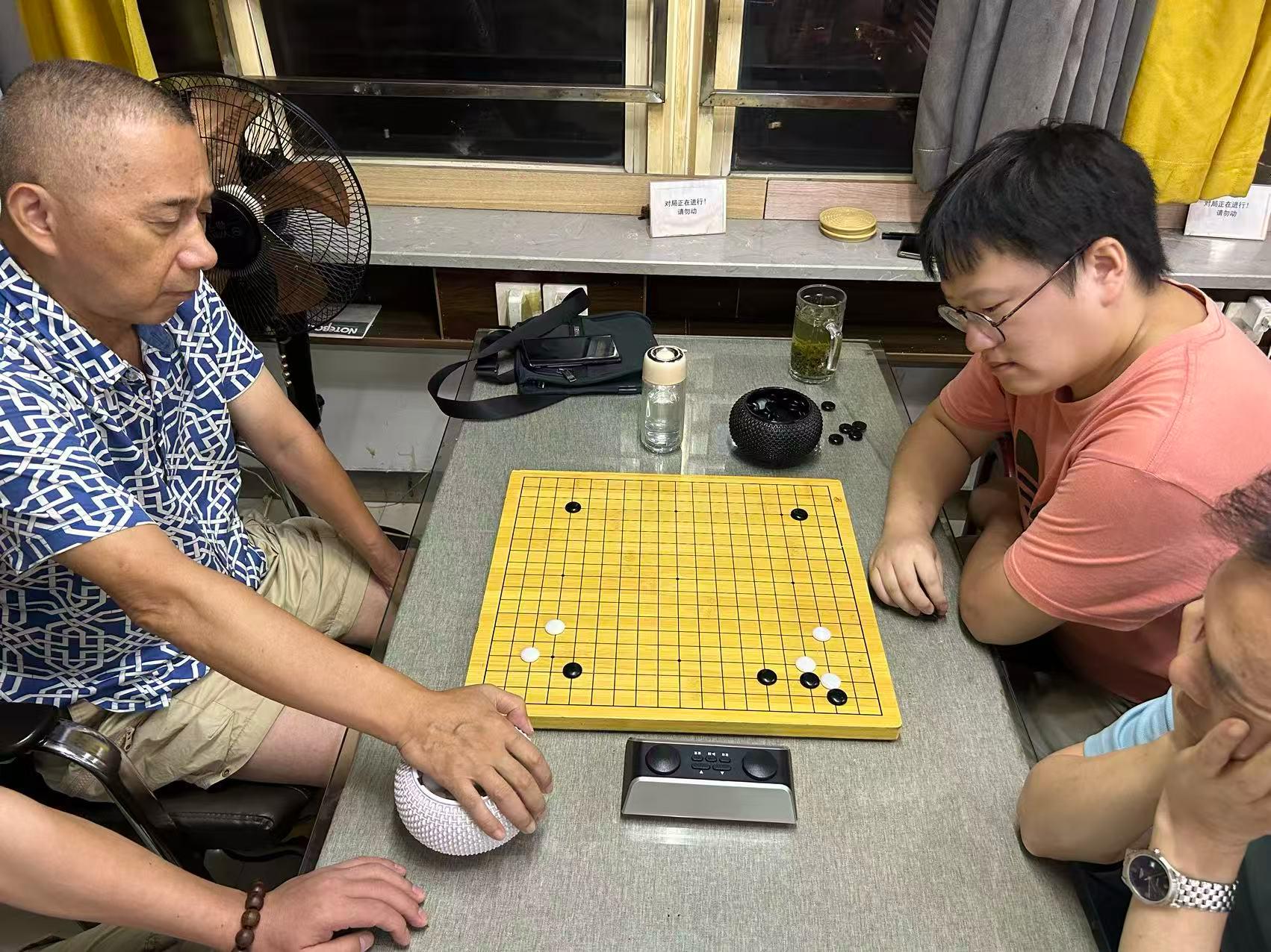 的一面, 给予盘口优